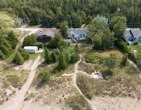 1378 2nd Avenue S, Bruce, ON , MLS #X13777124 , Image - 1
