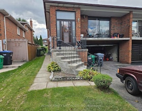 1618 Corkstone Glade, Peel, ON