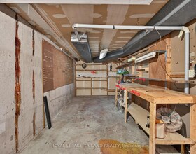15 Carmen Crescent, Middlesex, ON , MLS #X13784002 , Image - 1