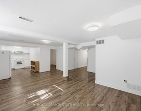 5592 Millbrook Lane, Peel, ON , MLS #W13786658 , Image - 1