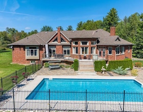 182 River Drive, Renfrew, ON , MLS #X13788014 , Image - 1