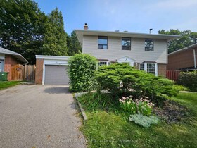 27 Ringwood Crescent, Toronto, ON