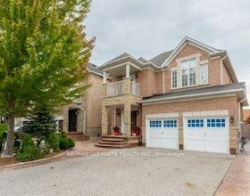 15 Ozner Crescent, York, ON