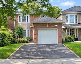 43 Graybark Crescent, Toronto, ON