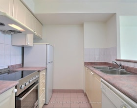 8 Lee Centre Drive, Toronto, ON , MLS #E13803282 , Image - 1