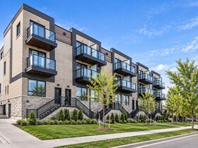531 Big Bay Point, Simcoe, ON , MLS #S13803738 , Image - 1