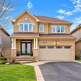 381 Nakerville Crescent, Halton, ON