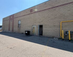 25 Woodbine Downs Boulevard, Toronto, ON , MLS #W13805052 , Image - 1