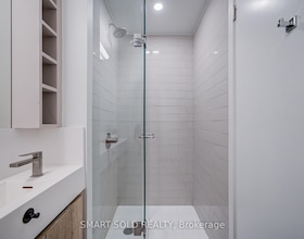 319 Jarvis Street, Toronto, ON , MLS #C13805500 , Image - 1