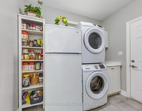 99 Mcknight Avenue N, Hamilton, ON , MLS #X13805842 , Image - 1