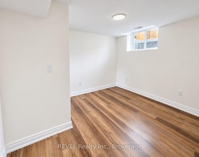 15 IRONWOOD Court, Niagara, ON , MLS #X13805834 , Image - 1
