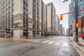 475 Yonge Street, Toronto, ON