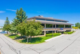 60 Renfrew Drive, York, ON