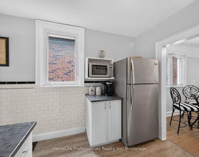 43 Cameron Avenue S, Hamilton, ON , MLS #X13809194 , Image - 1