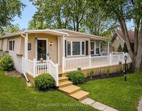 131 Sunningdale Place, Huron, ON , MLS #X13811030 , Image - 1
