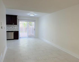 1049 Kennedy Circle, Halton, ON , MLS #W13811452 , Image - 1