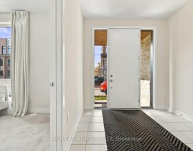 3081 Welsman Garden, Halton, ON , MLS #W13812208 , Image - 1