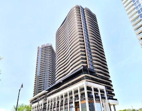 68 Esther Shiner Boulevard, Toronto, ON