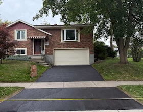 410 Lakeview Drive, Waterloo, ON