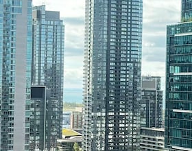 400 King Street W, Toronto, ON , MLS #C13817070 , Image - 1