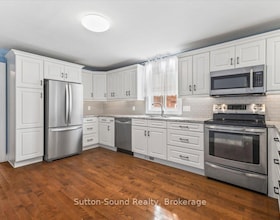 885 2nd Avenue W, Grey County, ON , MLS #X13817244 , Image - 1
