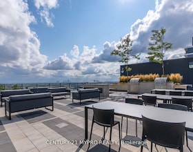 100 Eagle Rock Way, York, ON
