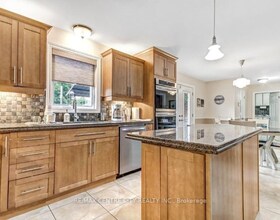 3910 Stacey Crescent, Middlesex, ON , MLS #X13819448 , Image - 1