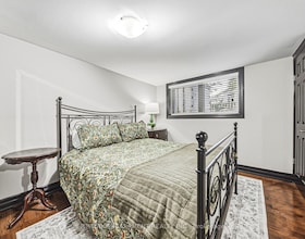 581 HOLLY HILL Crescent, Halton, ON , MLS #W13820378 , Image - 1