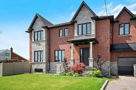 10 Sunray Crescent, Toronto, ON