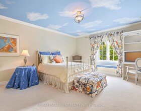18 Blackberry Place, Hamilton, ON , MLS #X13829978 , Image - 1