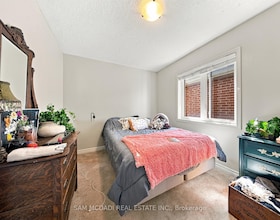 8 Celano Drive, Hamilton, ON , MLS #X13831036 , Image - 1