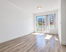 28 Uptown Drive, York, ON , MLS #N13832694 , Image - 1