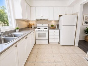 414 Stone Road, Wellington, ON
