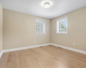 707 King Road, Halton, ON , MLS #W13837446 , Image - 1