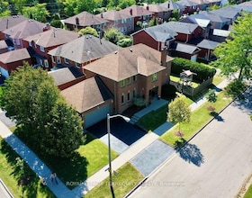 10 Scarboro Avenue, Toronto, ON