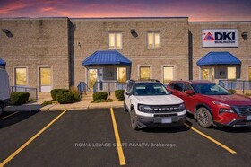 5016 South Service Road, Halton, ON