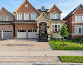 4 Castle Mountain Drive, Peel, ON