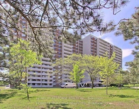 301 PRUDENTIAL Drive, Toronto, ON