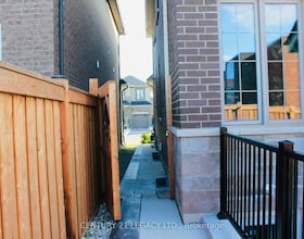 1267 Kovachik Boulevard E, Halton, ON , MLS #W13853968 , Image - 1