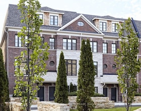 20 Earlington Avenue, Toronto, ON