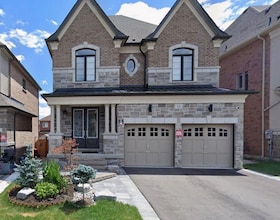 13 Cheswick Court, York, ON