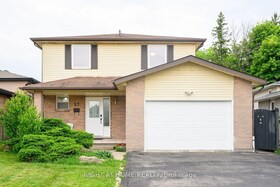 27 Wingfield Place E, Hamilton, ON