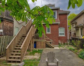 70 Spadina Avenue, Hamilton, ON , MLS #X13884698 , Image - 1