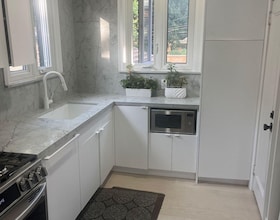 27 Oakview Avenue, Toronto, ON , MLS #W14106736 , Image - 1