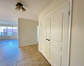15207 Yonge Street, York, ON , MLS #N14106750 , Image - 1