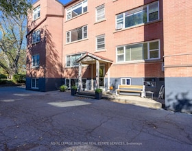 2420 New Street, Halton, ON , MLS #W14107478 , Image - 1
