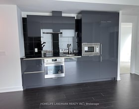238 Simcoe Street, Toronto, ON , MLS #C14115004 , Image - 1