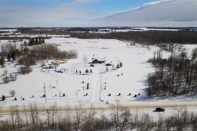 375721 6th Line, Dufferin, ON , MLS #X12114231 , Image - 1