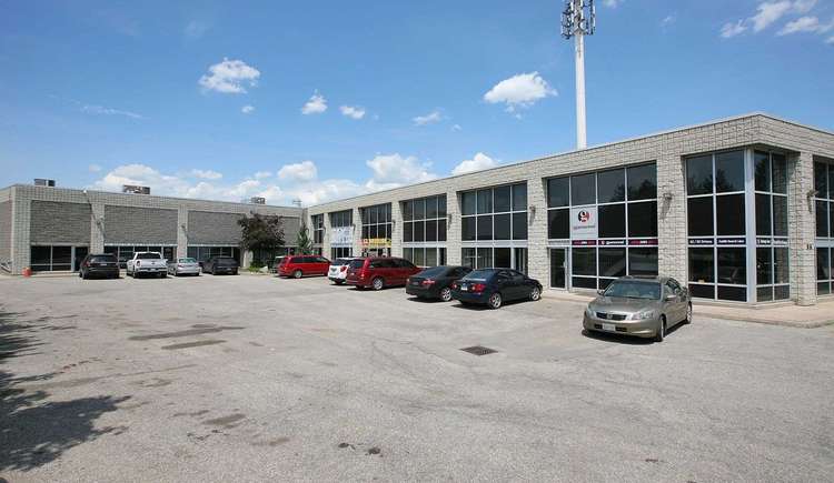 86 Guided Crt, Toronto, Ontario, West Humber-Clairville