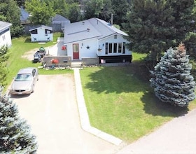 7 Laurel Lane, Wellington, ON , MLS #X13548474 , Image - 1